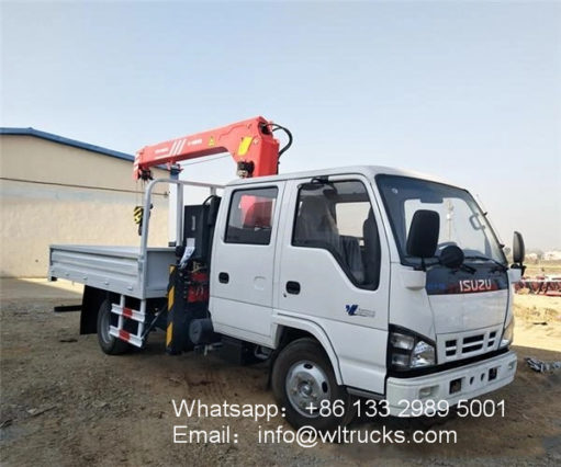 ISUZU 4ton mobile truck crane