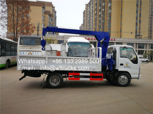 ISUZU 3ton truck mounted crane