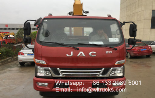 JAC 3 ton crane trucks