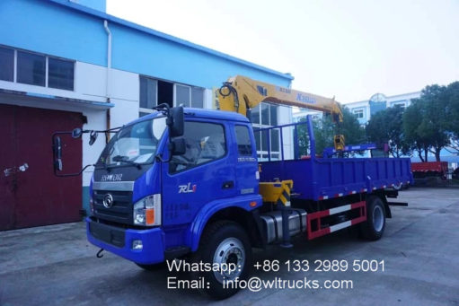 Foton 6.3 ton truck mounted crane