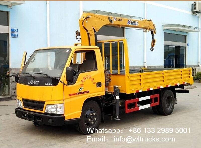 JMC 3 ton truck with crane