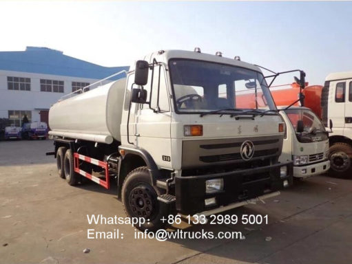 10 wheel Dongfeng 5000 gallon water trucks