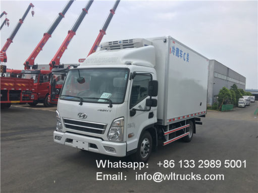 14ft refrigerated truck