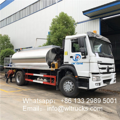 HOWO 15m3 intelligent asphalt/bitumen distributor truck