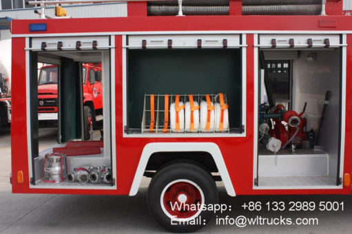 3000L small water tank fire truck