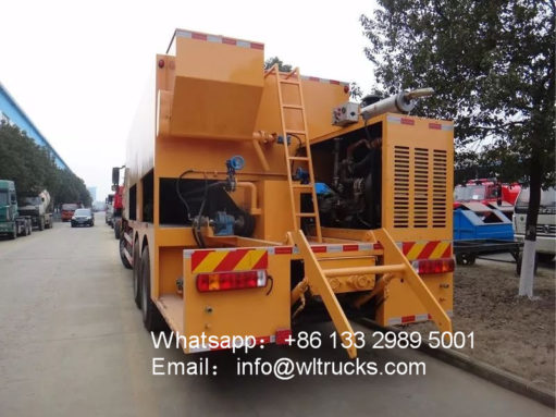 6X4 Sinotruk HOWO Slurry seal truck