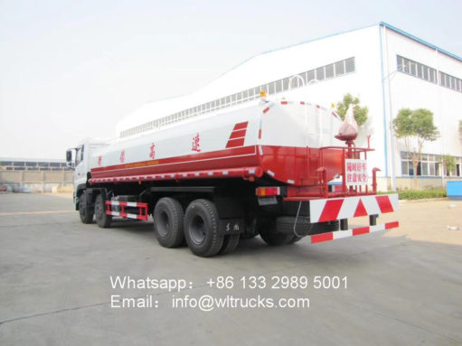 8x4 DongFeng 30cbm water truck