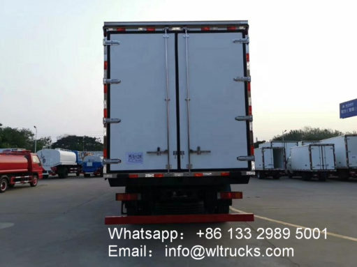 Dongfeng 30 ton refrigerated truck