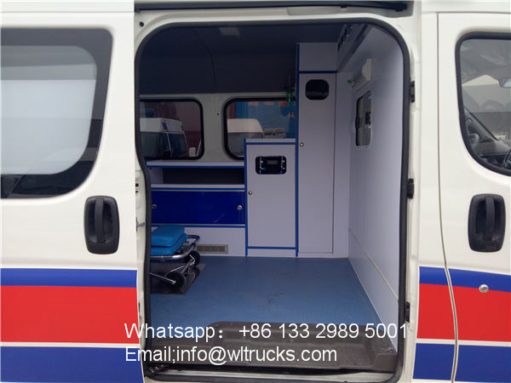 Dongfeng Diesel ward-type ambulance car