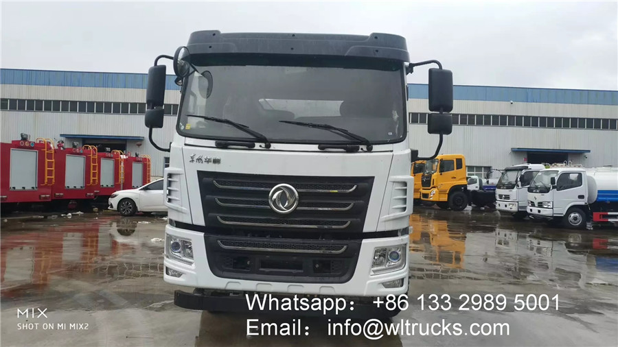 Dongfeng Huashen 12000 liter water tank truck picture