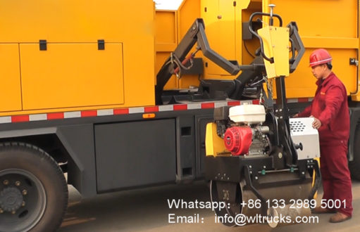 Dongfeng asphalt Road pothole repair truck