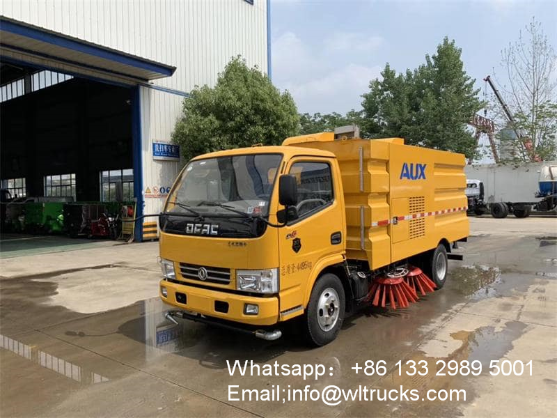 Dongfeng small road sweeper