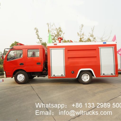 Dongfeng water tank foam fire truck