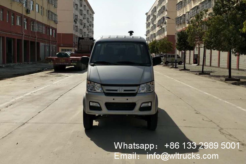 Front view of Chongqing Changan small road sweeper trucks