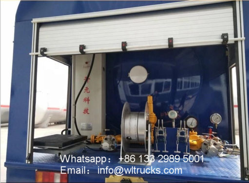 HOWO 12000liter lpg refilling trucks