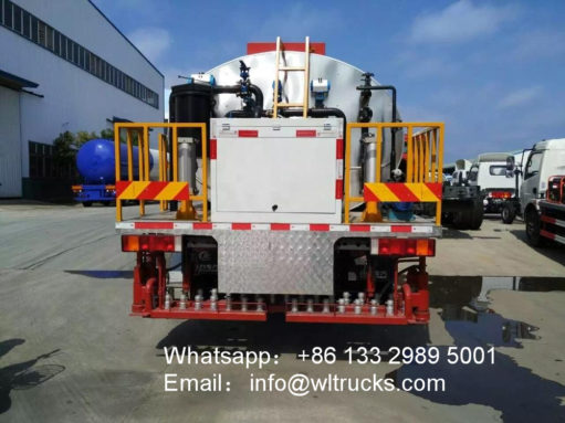 HOWO intelligent asphalt truck