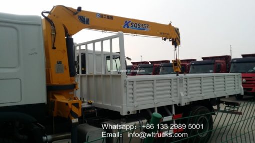 HOWO truck and crane