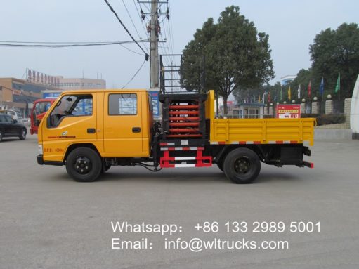 ISUZU hydraulic lift platform truck