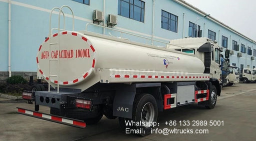 JAC 4000 gallon water tank truck