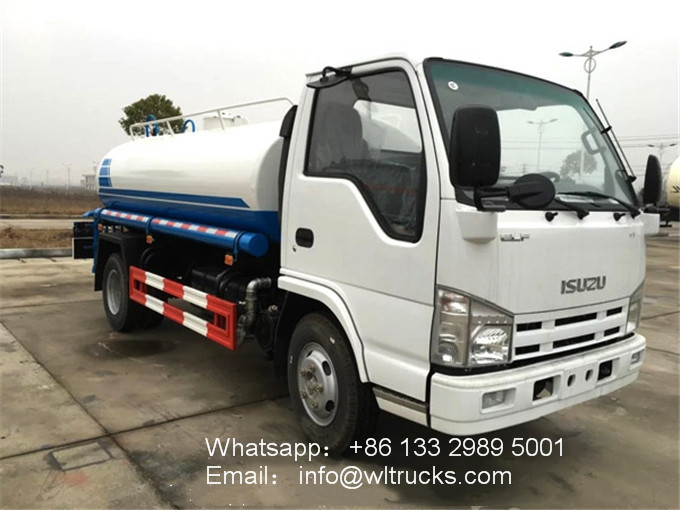 Japan brand isuzu 5 cubic meters water tank truck