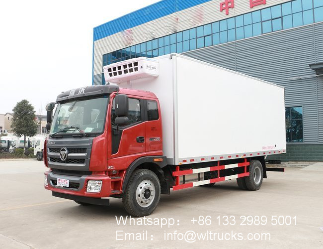 Photo of Foton Ruiwo 6.8m refrigerated truck oblique front