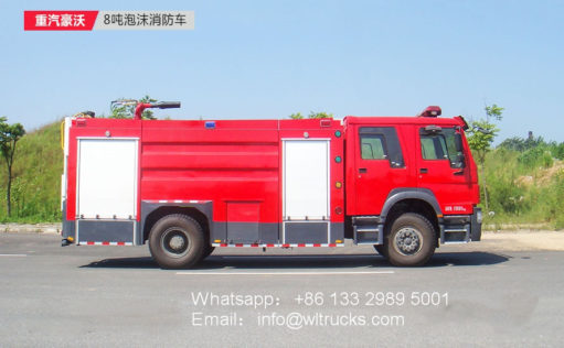 Sinotruk 8000L Foam fire truck