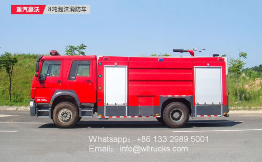 Sinotruk Howo 8000L Foam fire truck