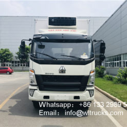 Sinotruk howo 10 ton to 12ton refrigerator truck