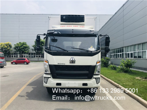 Sinotruk howo 10 ton to 12ton refrigerator truck