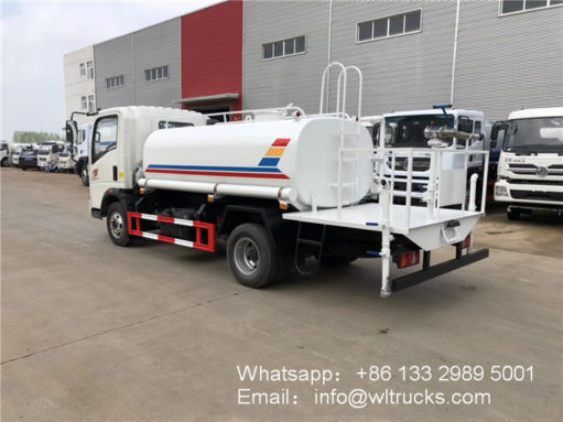 Sinotruk water cannon vehicle