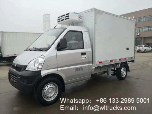 SAIC SGMW food refrigerated truck