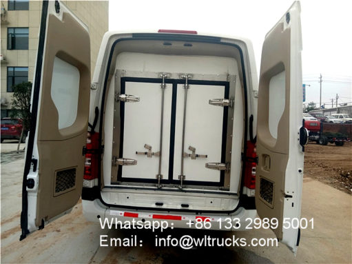 minibus refrigerated truck