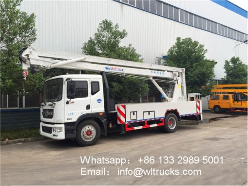 street light repair aerial trucks