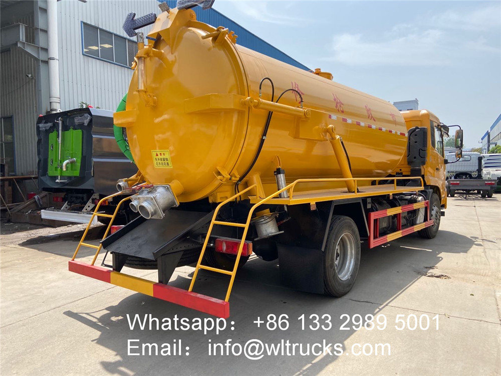 2500 gallon sewage removal truck