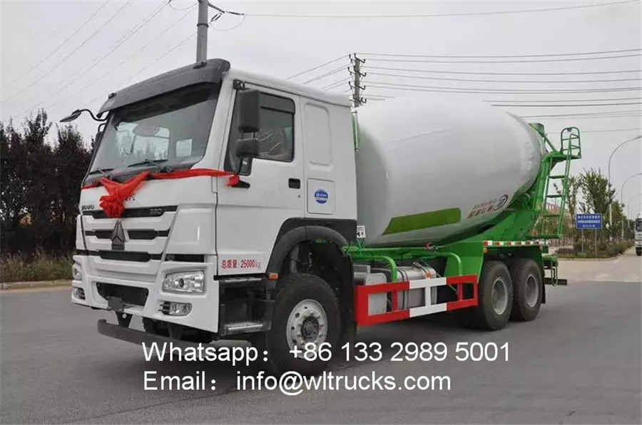 6x4 Howo 14m3 Concrete mixer truck