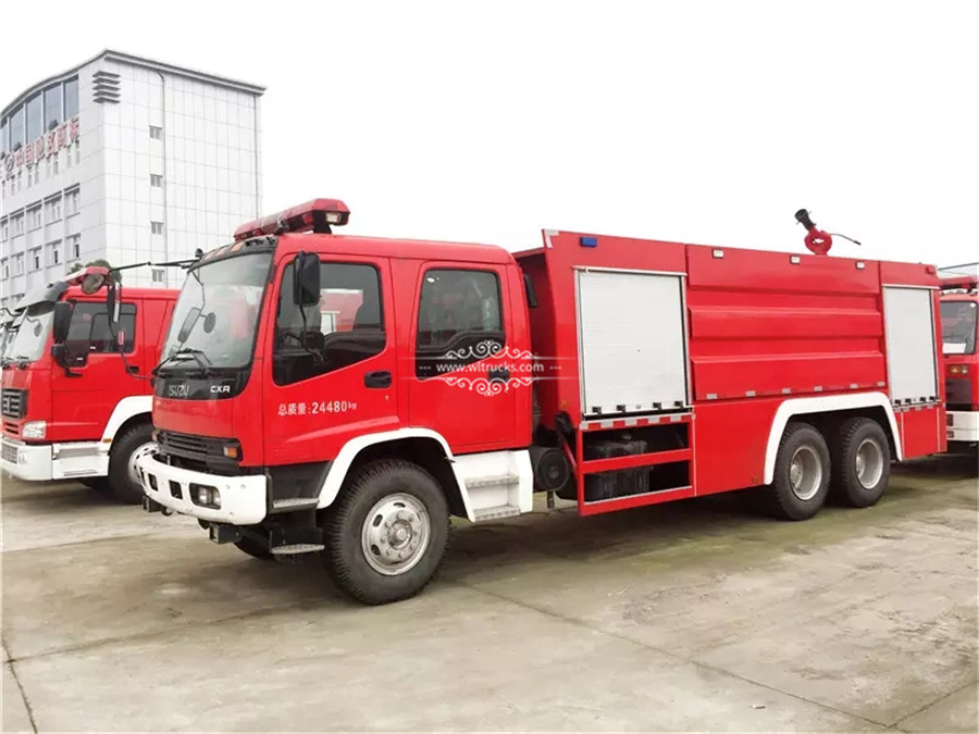 6x4 ISUZU water Foam fire truck