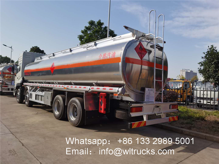 8000gallon oil tank truck