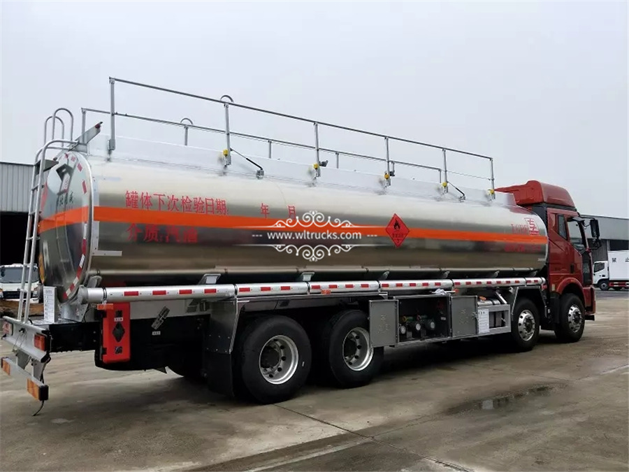 Aluminum alloy oil tank truck