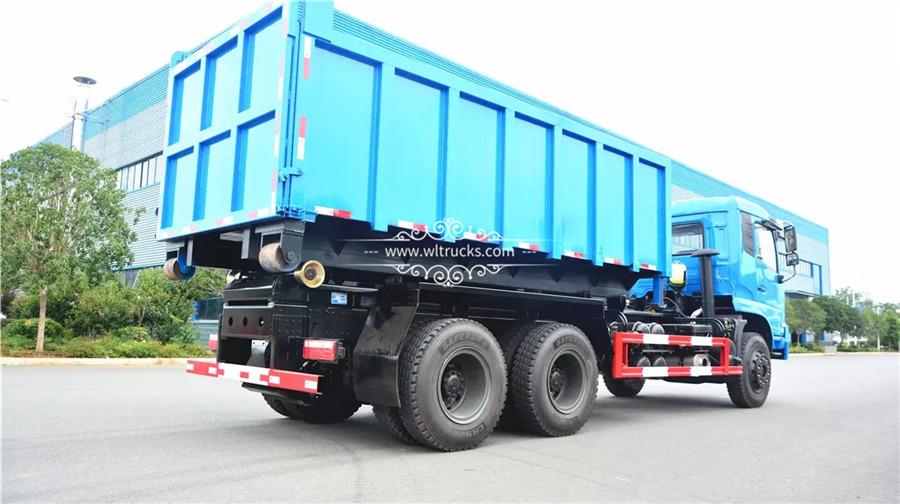 Dongfeng 18 ton hook arm garbage truck