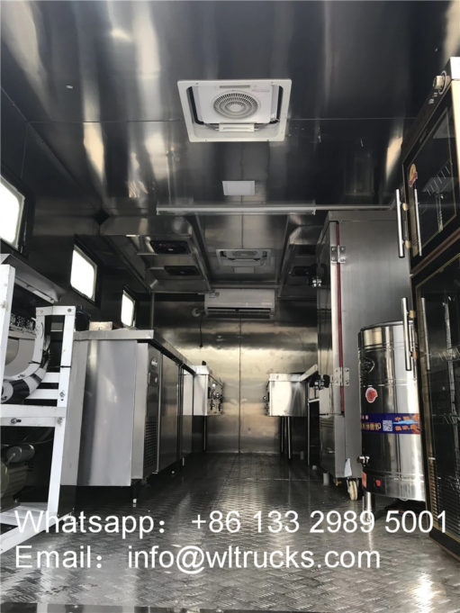 Dongfeng 5.2m food truck