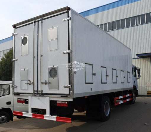 Dongfeng 6.8 m chicken transport trucks