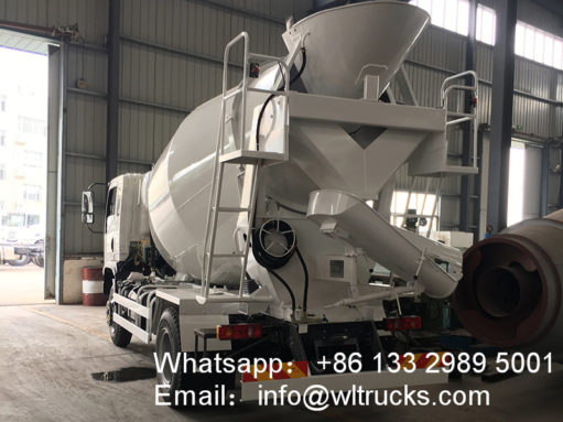 Dongfeng concrete agitator truck