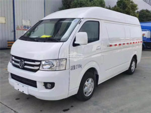 Foton G9 minibus cooling car