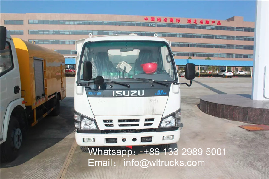 ISUZU road sweeper