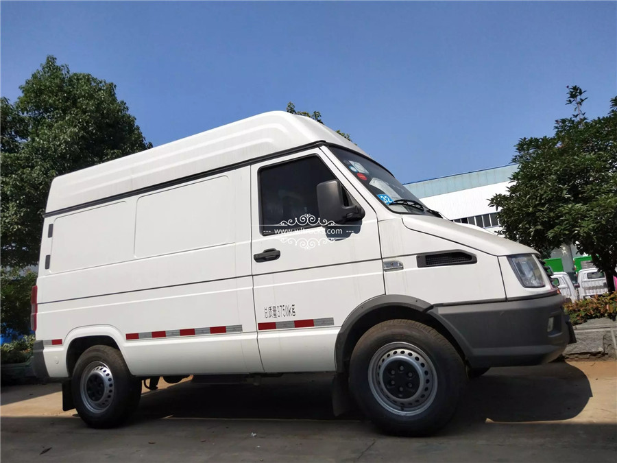 IVECO freezer box truck