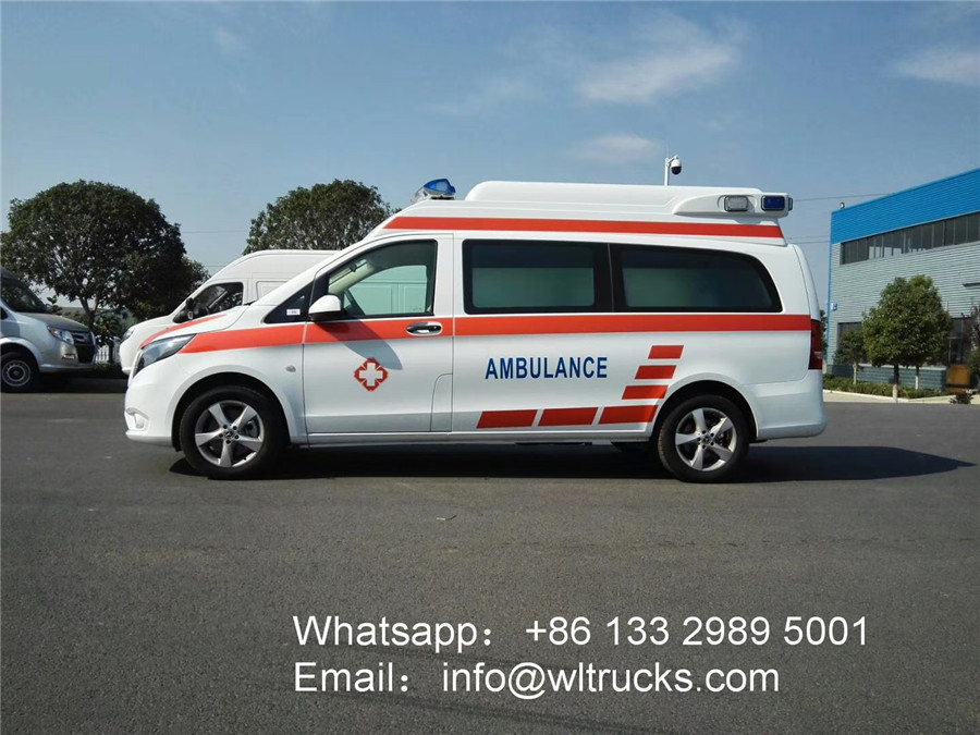 Intensive care ambulance car