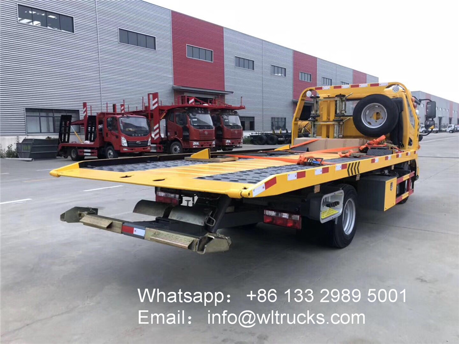 JAC tow trucks