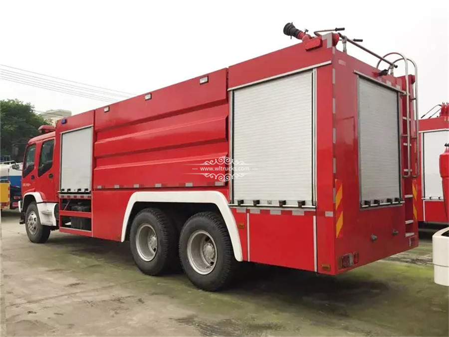 Japan 15m3 water Foam fire truck