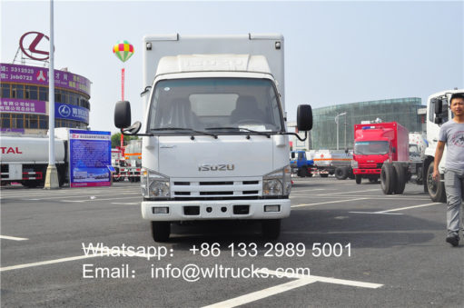 Japanese ISUZU led mobile trucks