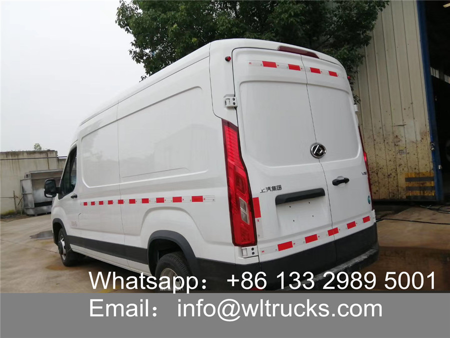 SAIC Maxus minibus refrigerated truck